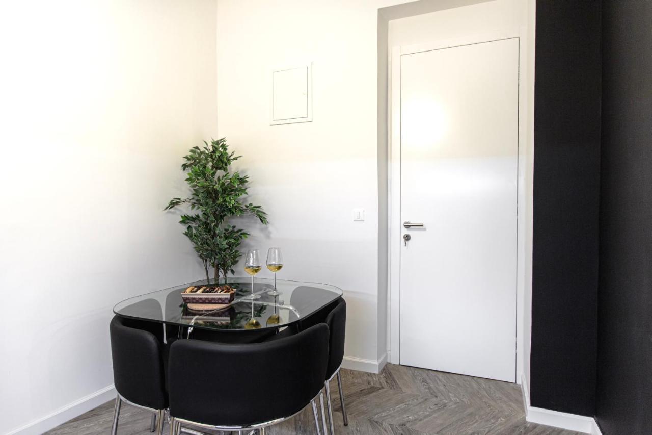 Tesla Design Apartments Загреб Екстериор снимка