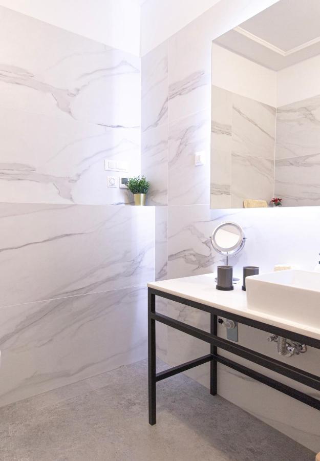 Tesla Design Apartments Загреб Екстериор снимка